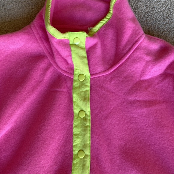 Pink Fleece Top NEW - Picture 2 of 6